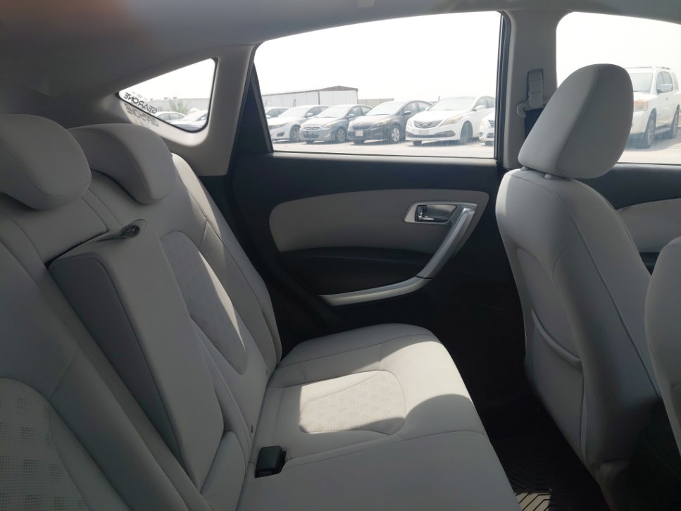 FAW Besturn X80  2015 image