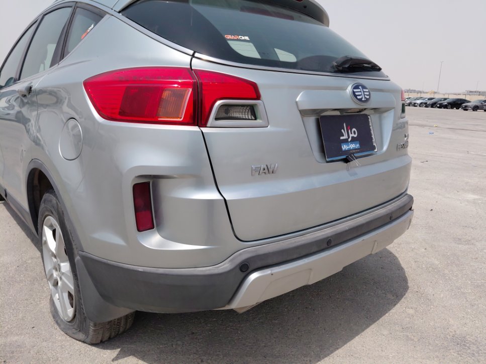 FAW Besturn X80  2015 image