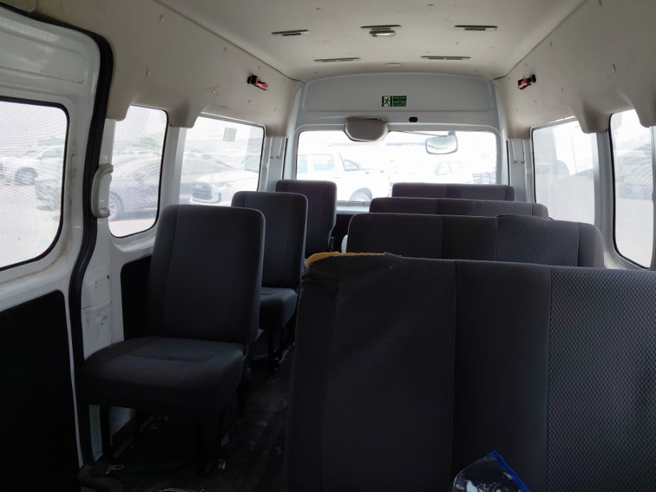 Nissan Urvan  2020 image