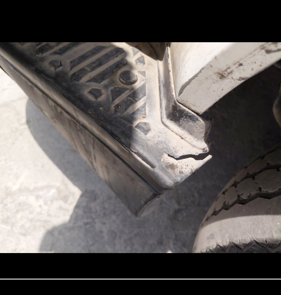 Nissan Urvan  2020 image