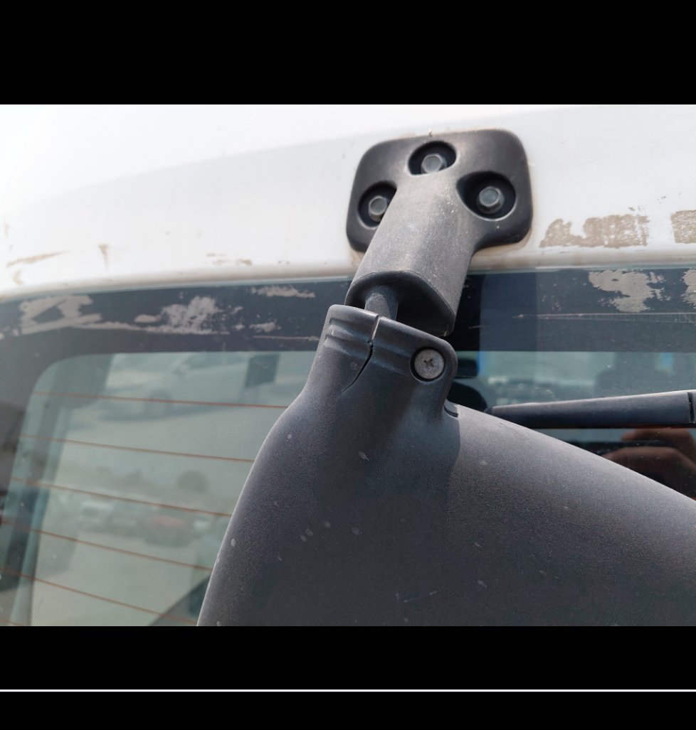 Nissan Urvan  2020 image