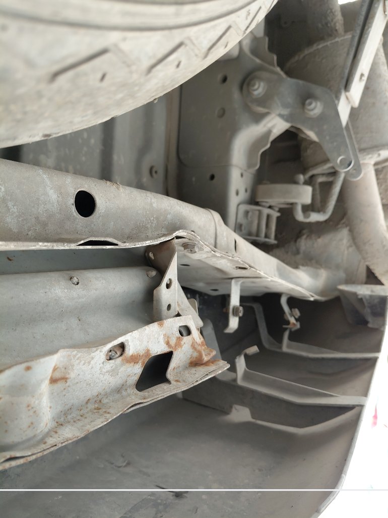 Nissan Urvan  2020 image