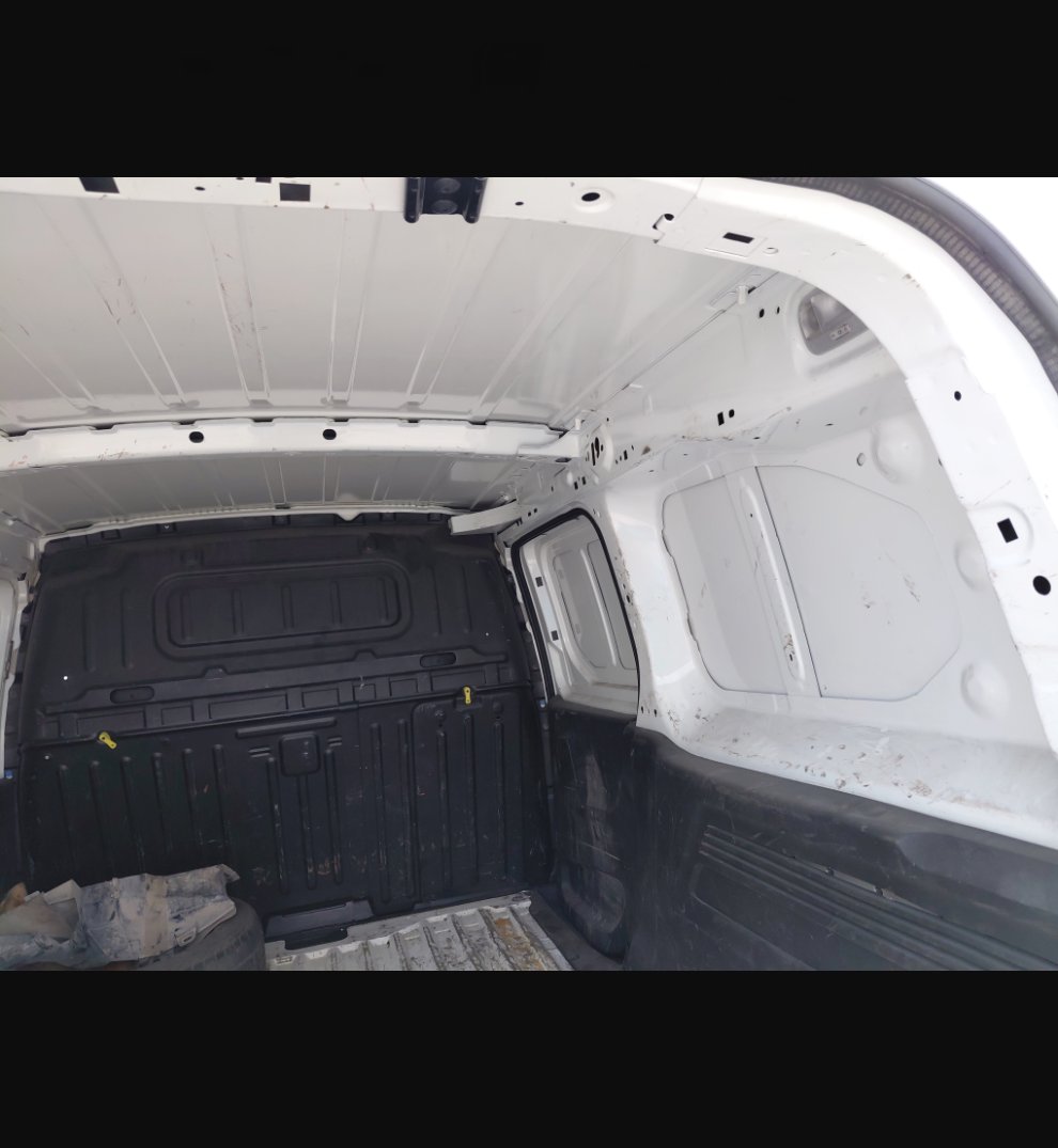 Peugeot  Partner  2022 image