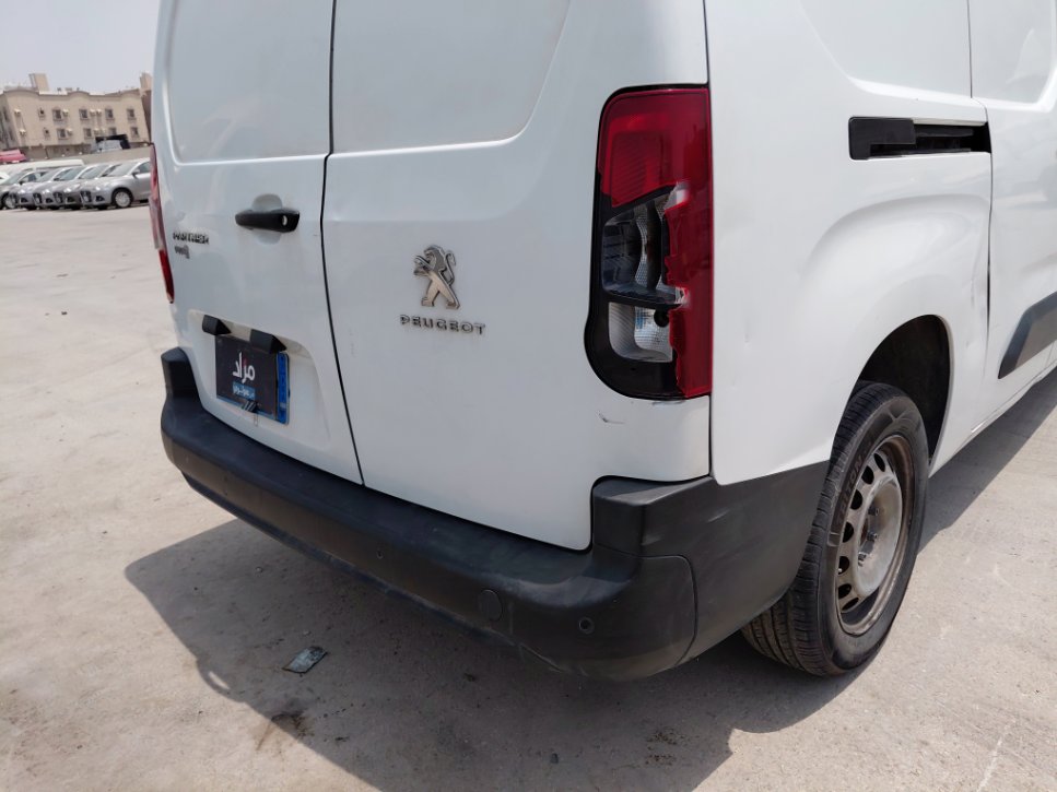 Peugeot  Partner  2022 image