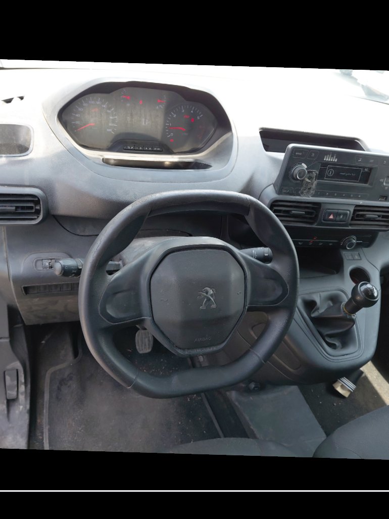 Peugeot  Partner  2022 image