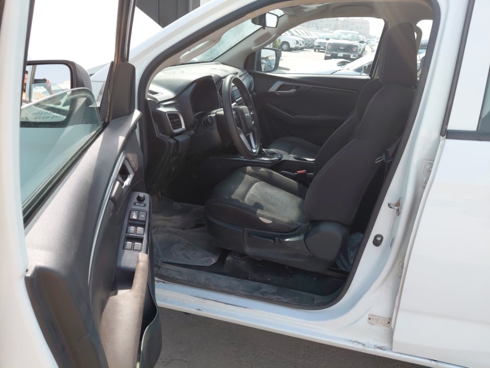 Isuzu D MAX  2022 image