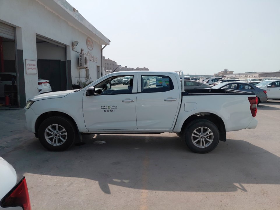 Isuzu D MAX  2022 image