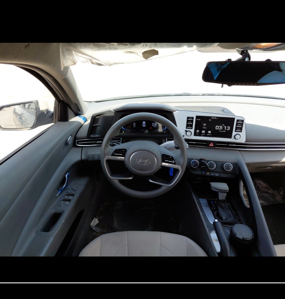 Hyundai Elantra  2024 image