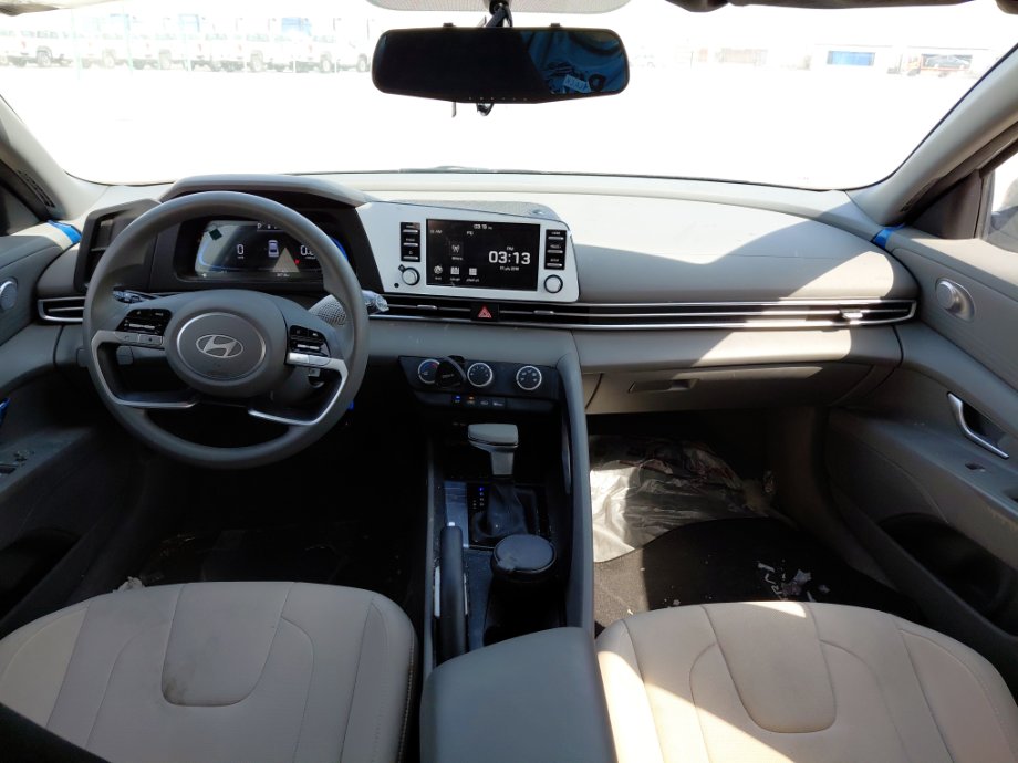 Hyundai Elantra  2024 image