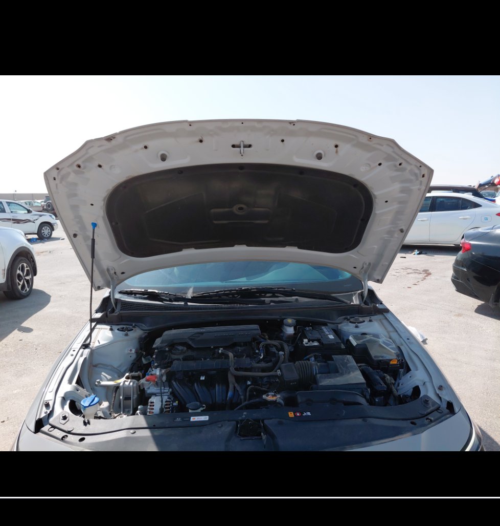 Hyundai Elantra  2024 image