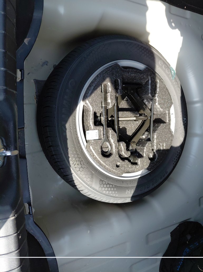 Hyundai Elantra  2024 image