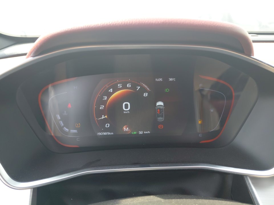 Geely Coolray  2022 image