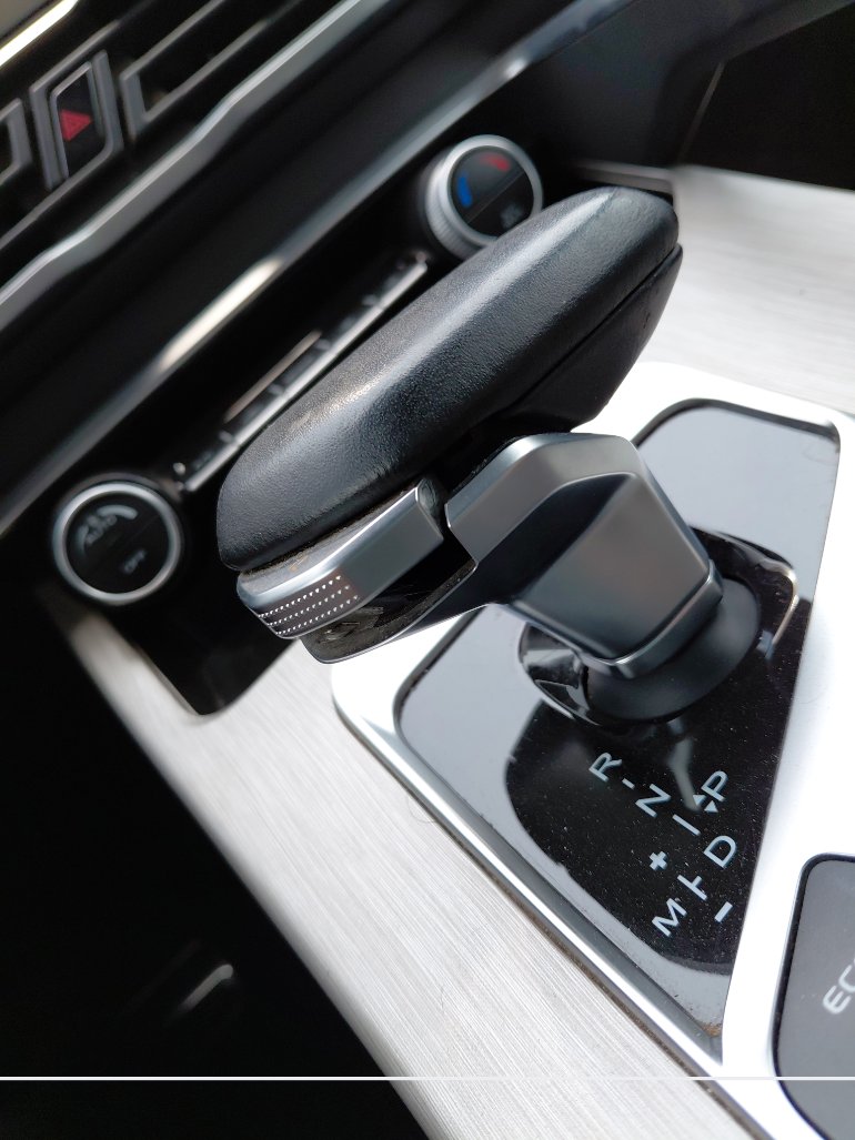 Geely Coolray  2023 image