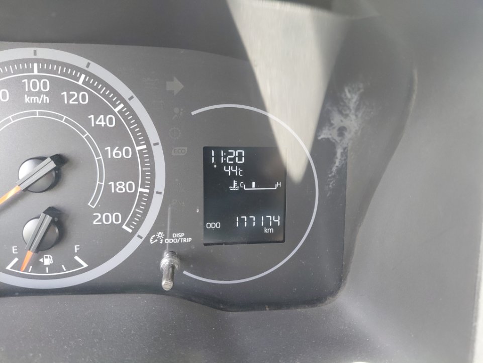 Toyota Hiace Bus  2022 image