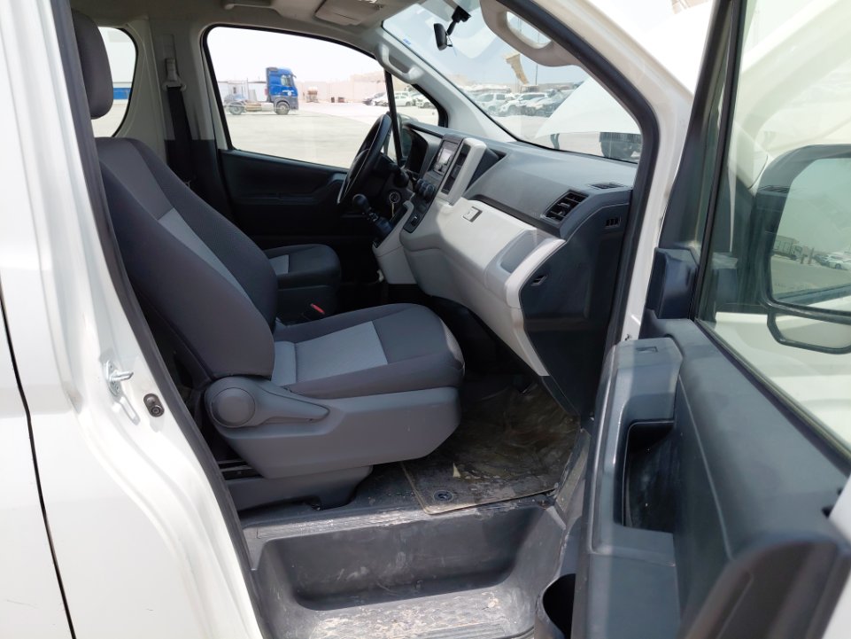 Toyota Hiace Bus  2022 image