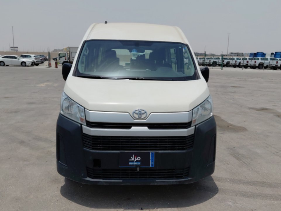 Toyota Hiace Bus  2022