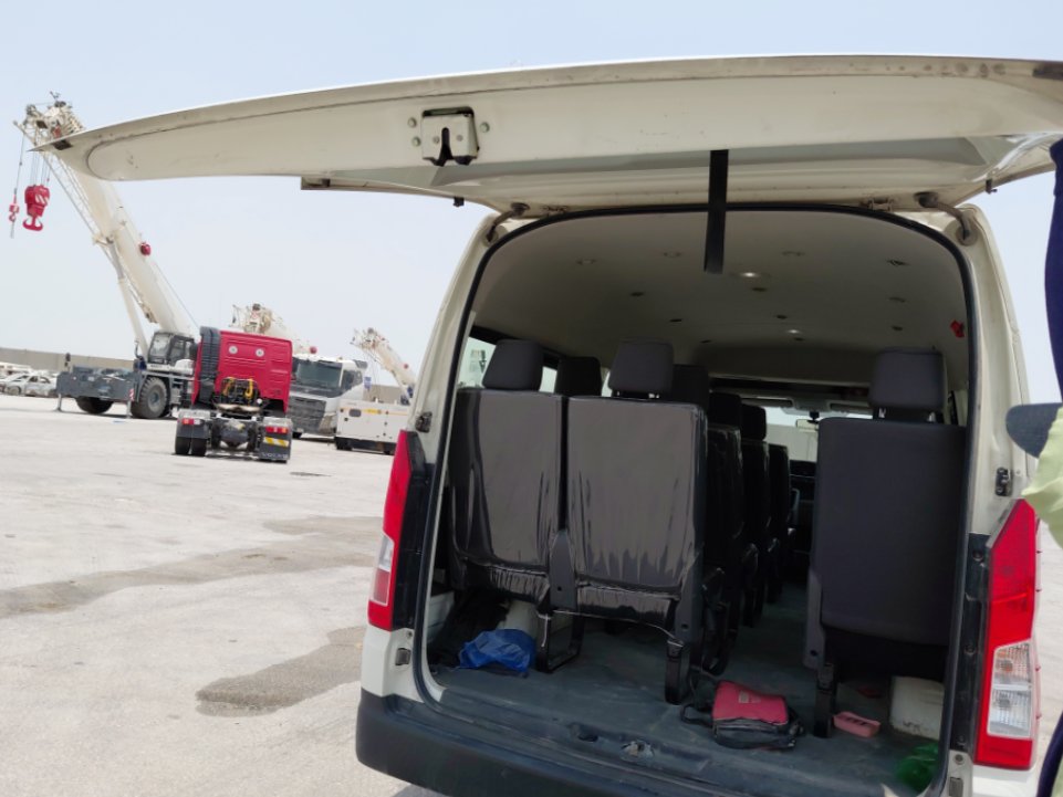 Toyota Hiace Bus  2022 image