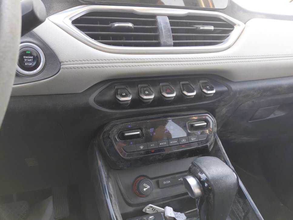 شفروليه كابتيفا  2022 image