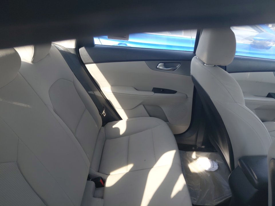 كيا سيراتو  2020 image