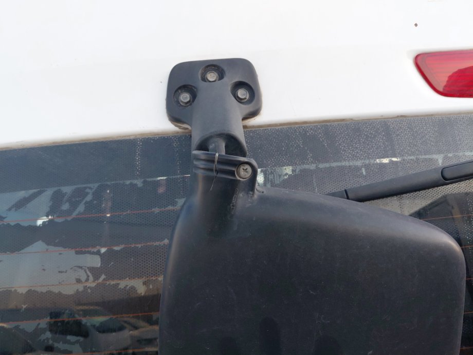 Nissan Urvan  2020 image