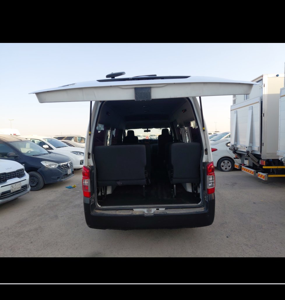 Nissan Urvan  2020 image