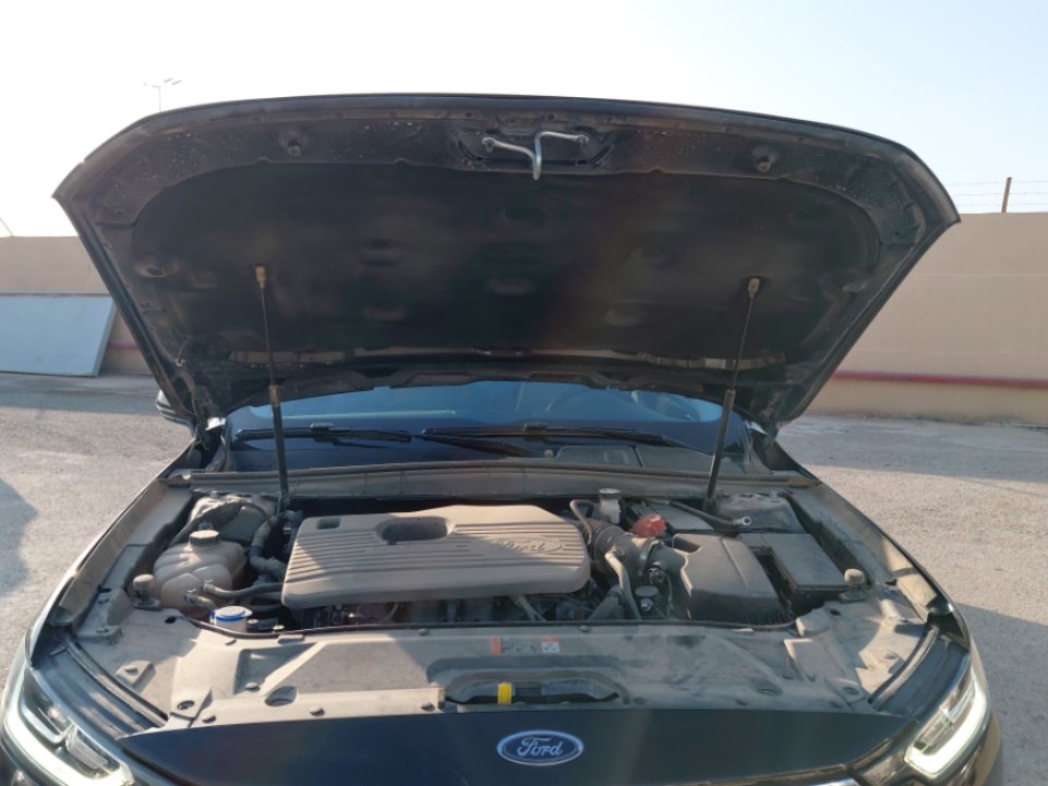 Ford Taurus  2022 image