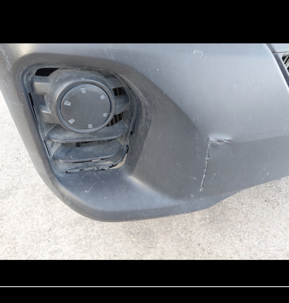 Nissan Urvan  2020 image