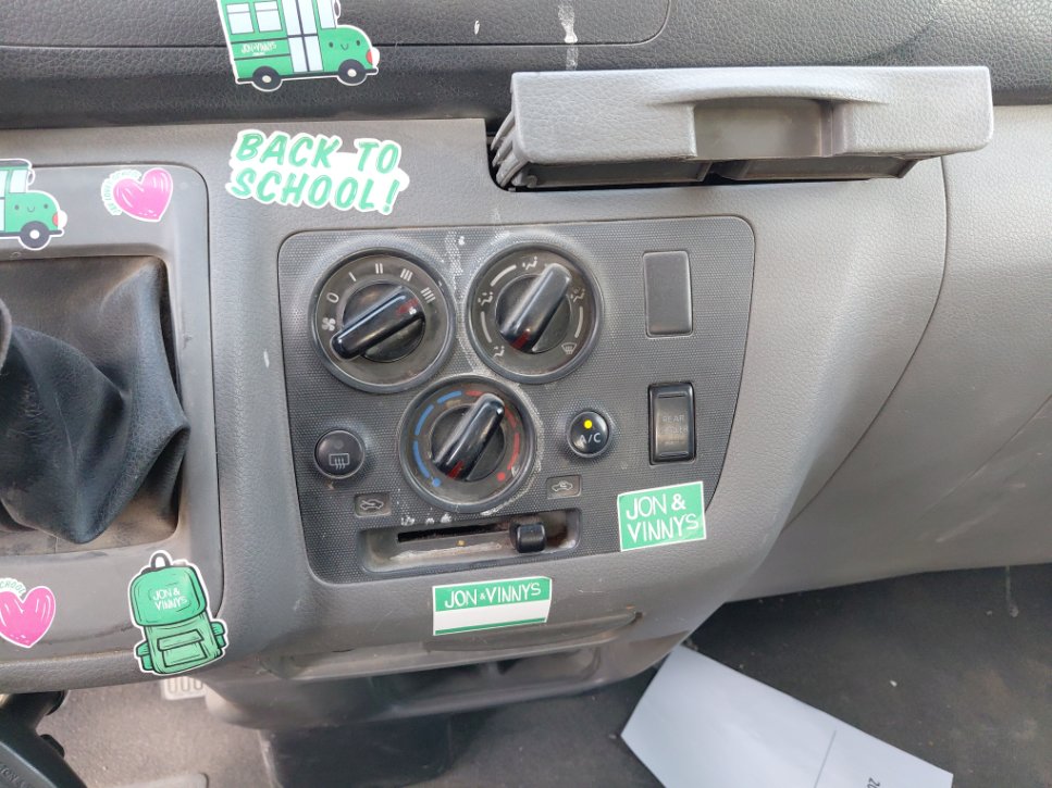 Nissan Urvan  2020 image