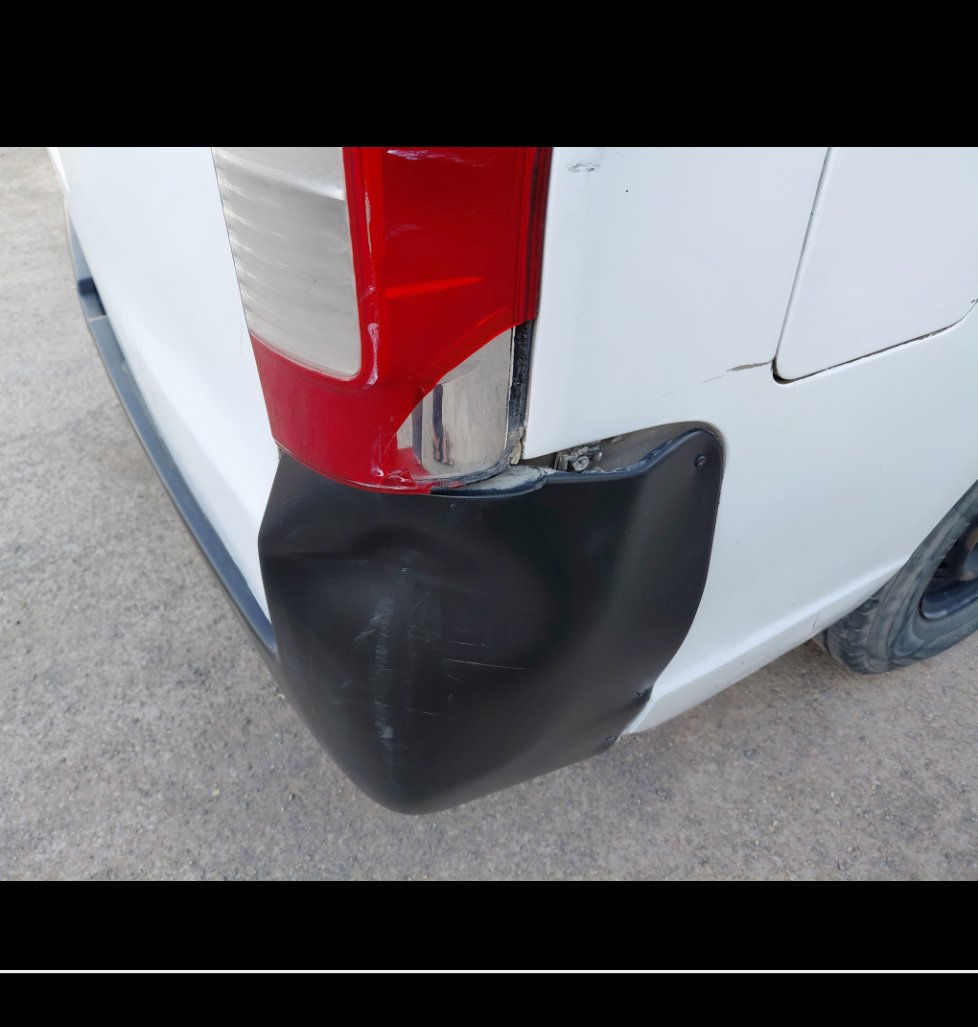 Nissan Urvan  2020 image