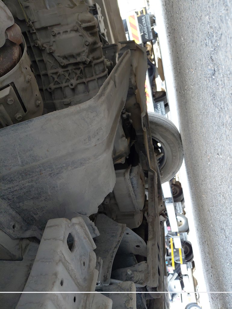 Nissan Urvan  2020 image