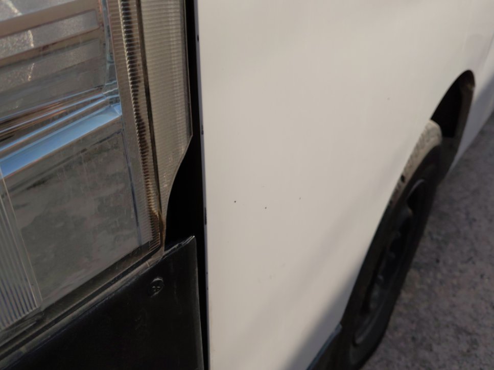 Nissan Urvan  2020 image