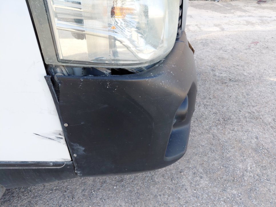 Nissan Urvan  2020 image