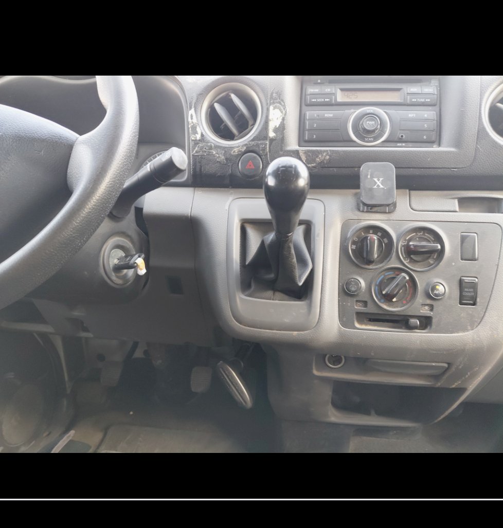 Nissan Urvan  2020 image