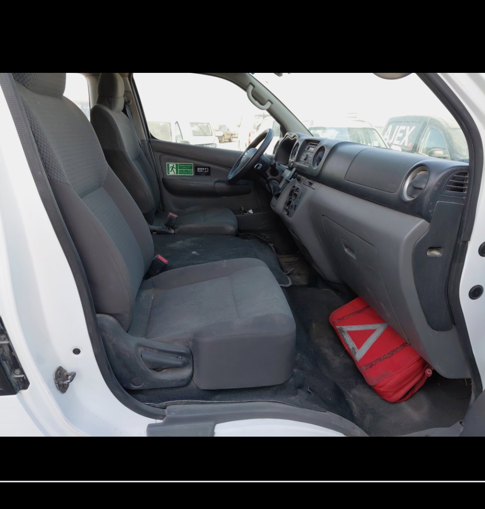 Nissan Urvan  2020 image