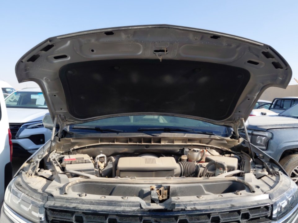 Chevrolet  Tahoe LS 2022 image