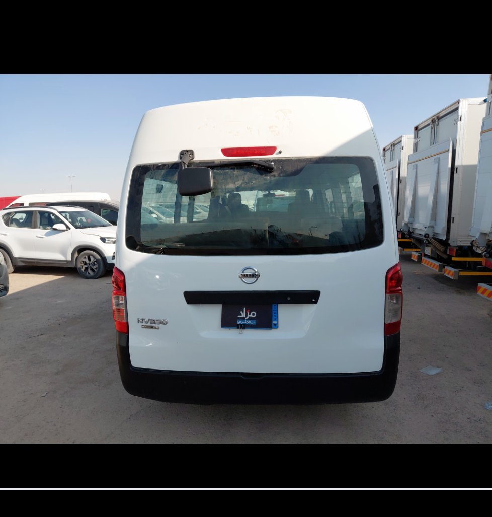 Nissan Urvan  2020 image