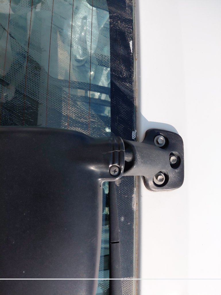 Nissan Urvan  2020 image