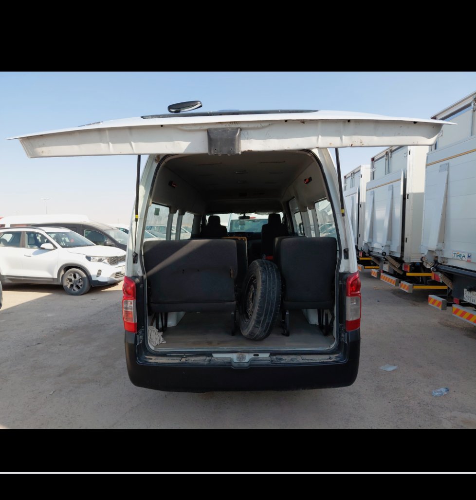 Nissan Urvan  2020 image