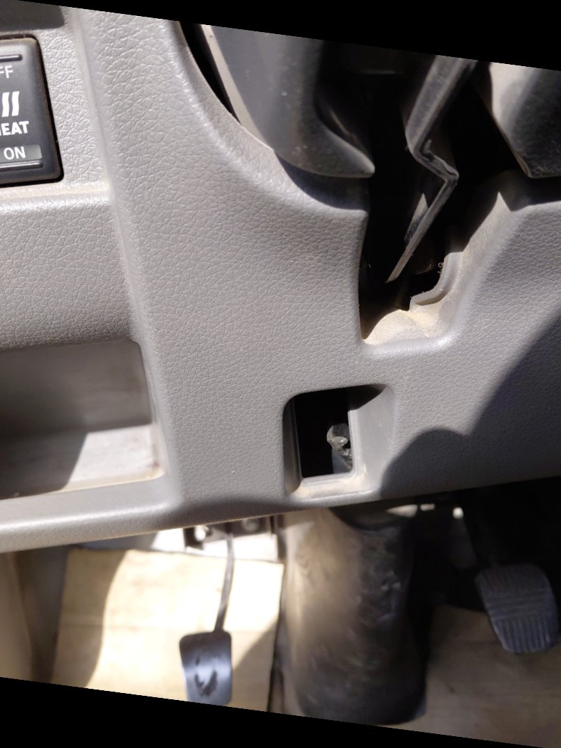 Nissan Urvan  2020 image