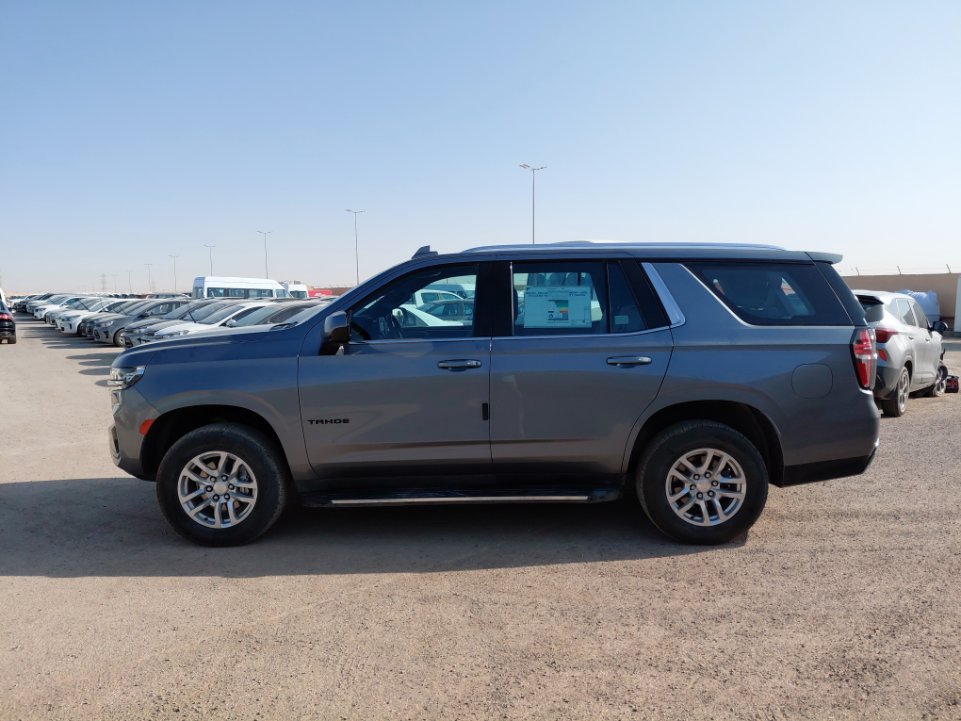 Chevrolet  Tahoe LS 2022 image