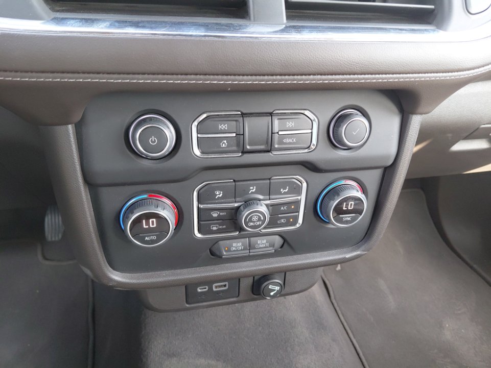 Chevrolet  Tahoe LS 2022 image