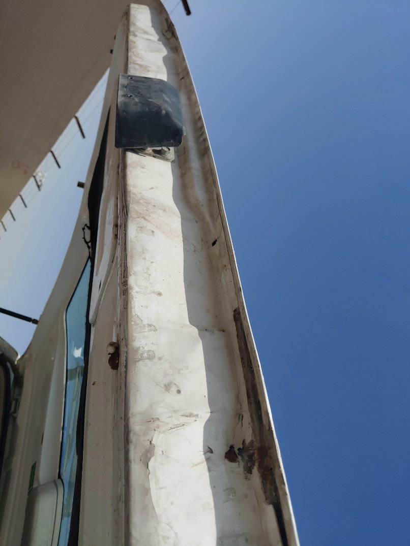 Nissan Urvan  2020 image