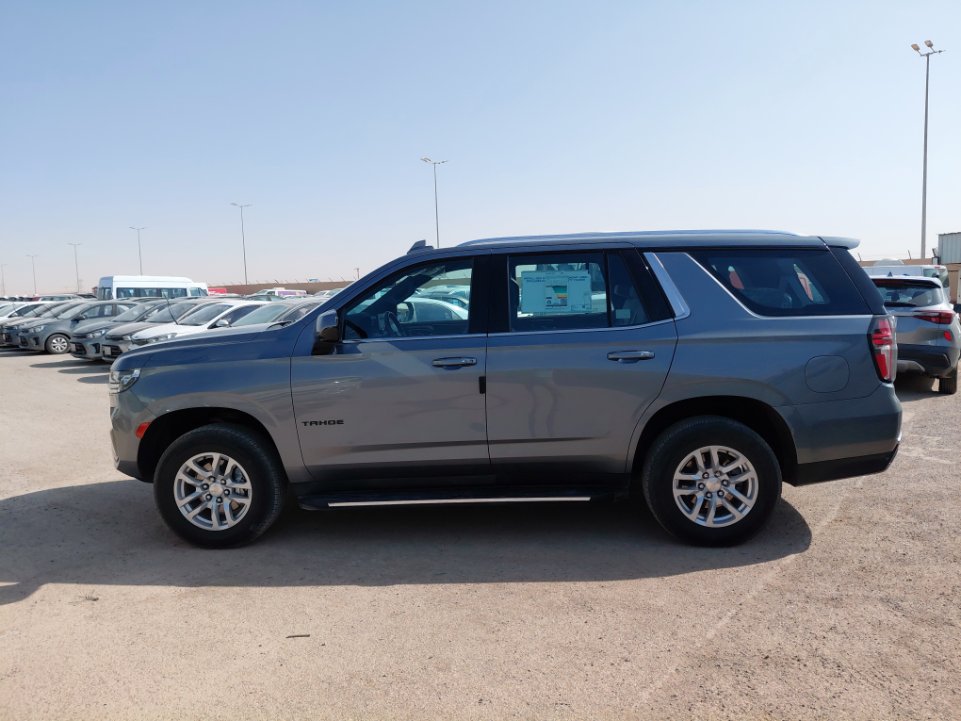 Chevrolet  Tahoe LS 2022 image