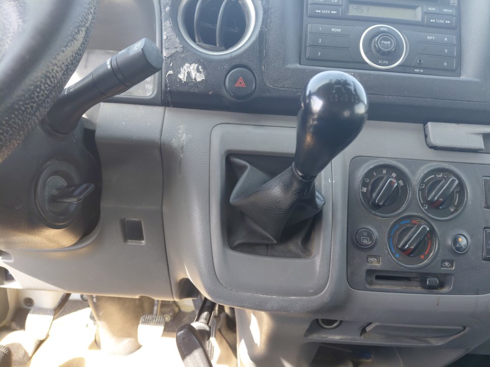 Nissan Urvan  2020 image