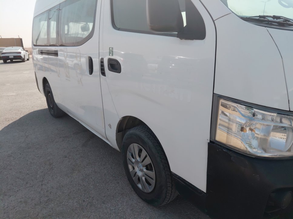 Nissan Urvan  2020 image