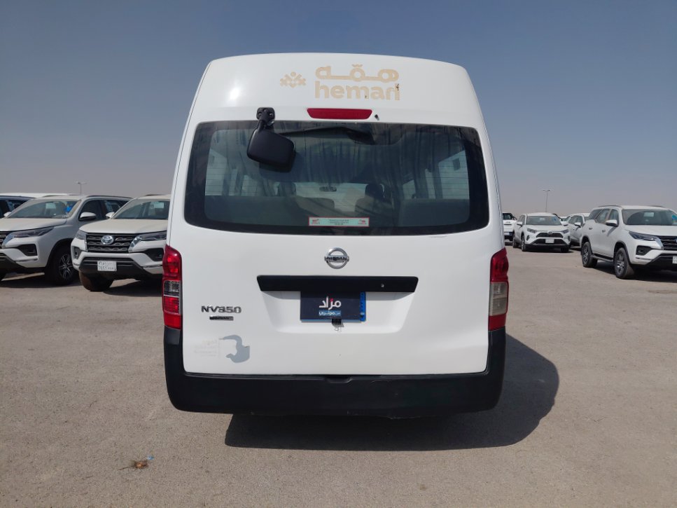 Nissan Urvan  2020 image