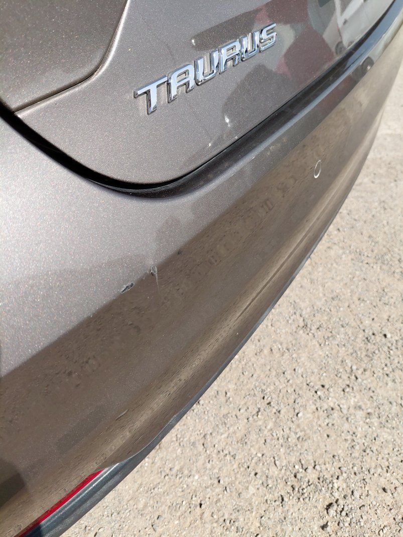 Ford Taurus  2022 image