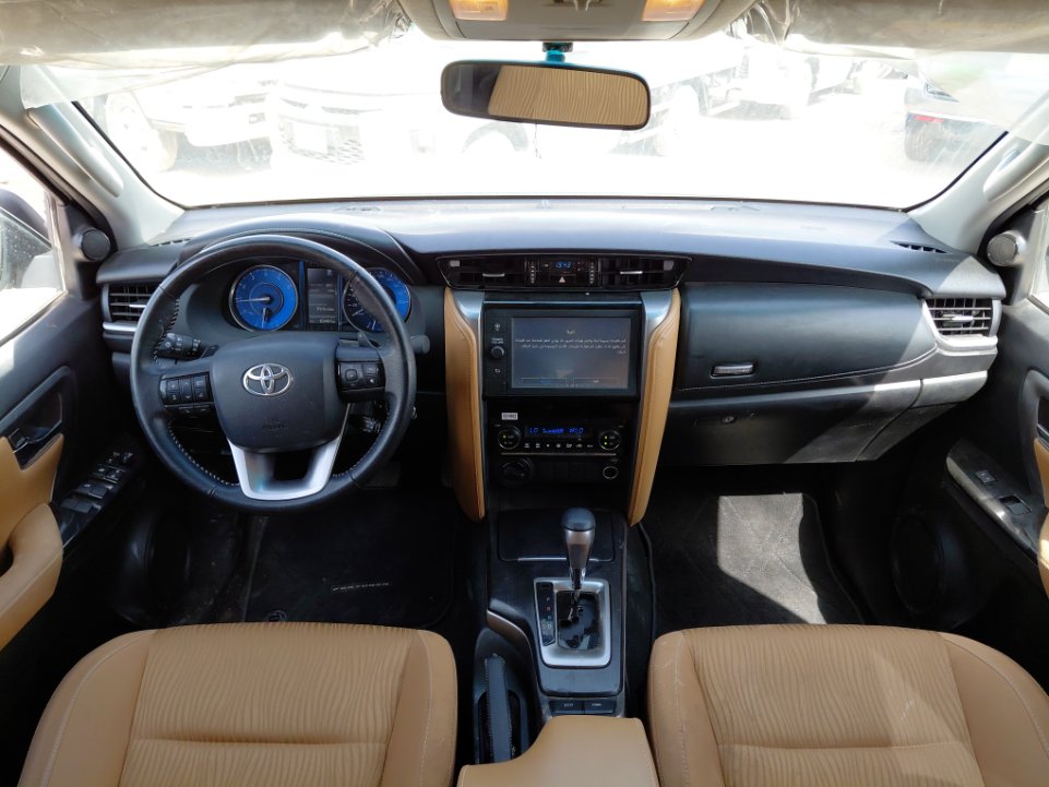 Toyota Fortuner VX1 2023 image