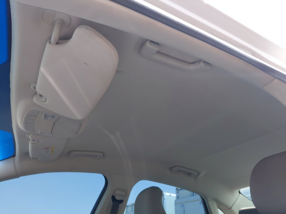 Ford Taurus  2022 image