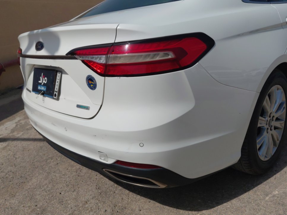 Ford Taurus  2022 image